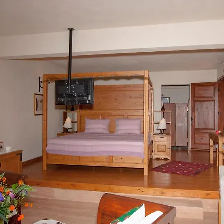 Exclusive Boutique 3 Fethiye